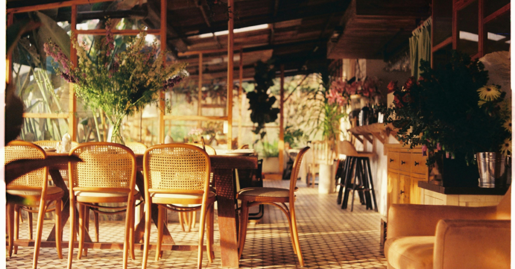 visionary pages featured image - chapter 2 the heart of your brand, image of a chic restaurant
